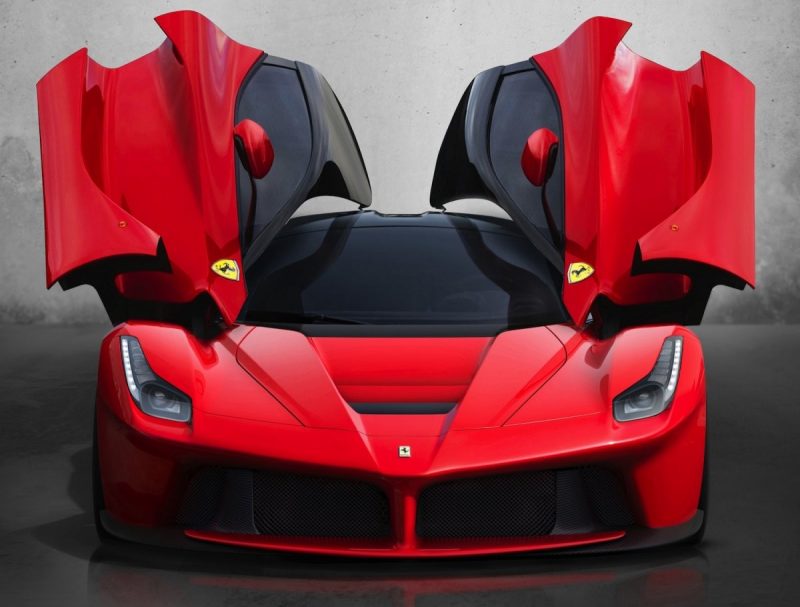 Designed In House At Ferrari Laferrari Is A Bold Melange Of Classic Elements From Maranellos Supercars Of Yore Its Lines Are Sleek Evocative Of A Space Ship Yielding The Ultimate Ferrari Hypercar 7007