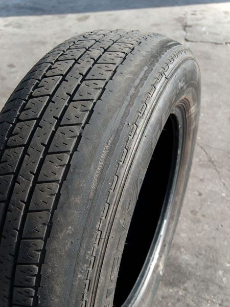 Lốp bị mòn một bên nên đi cân chỉnh lại trục bánh xe cho cân
