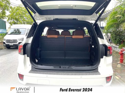 Boc Da Ghe Cho Ford Everest 2024 (20)