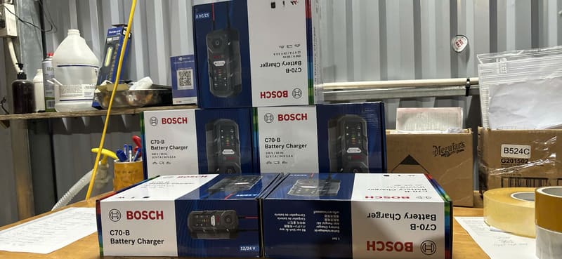 Máy Sạc điện ác Quy Bosch C70